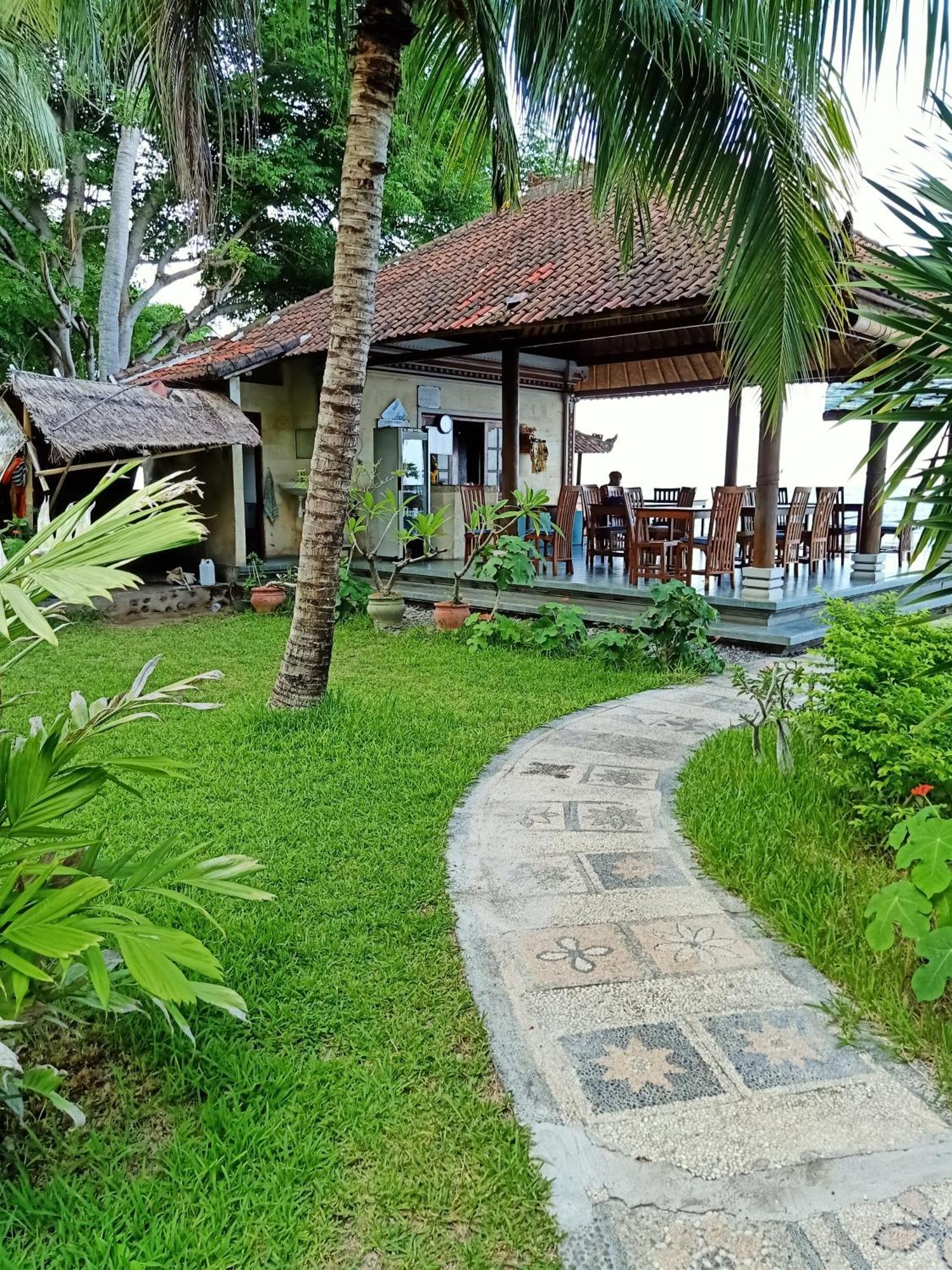 Ganesha Amed Hotel Phòng bức ảnh