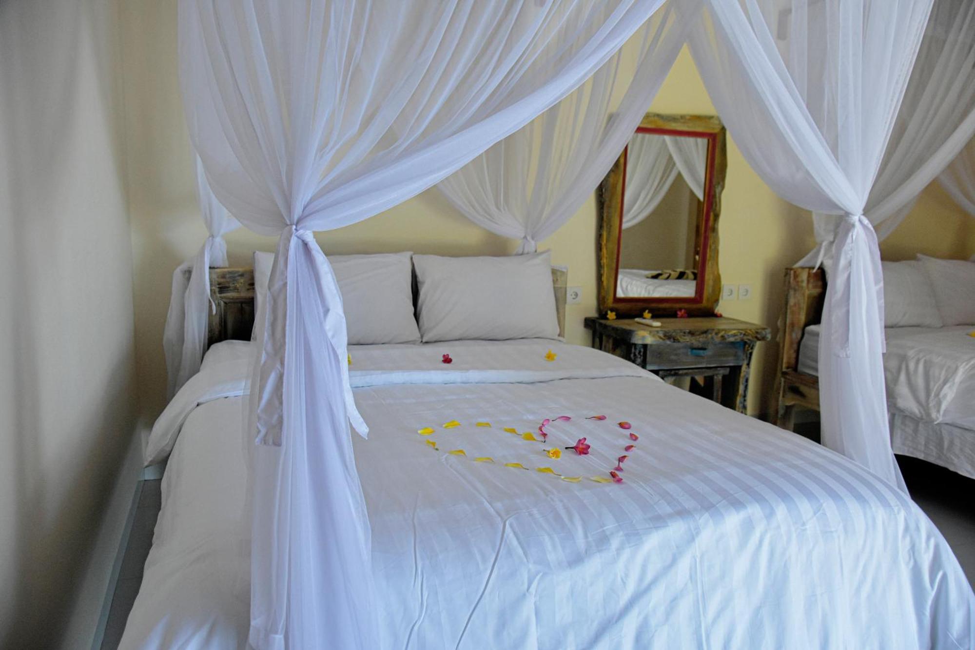 Ganesha Amed Hotel Phòng bức ảnh