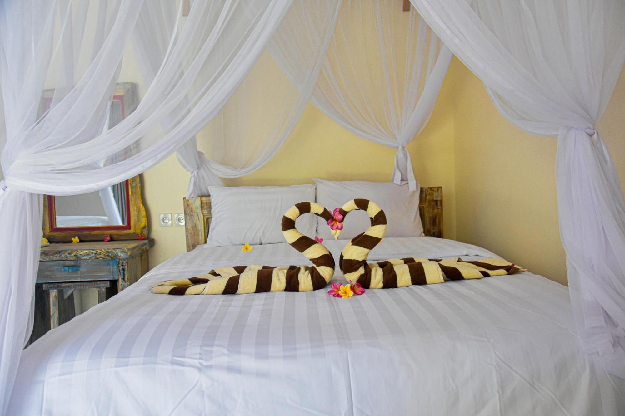 Ganesha Amed Hotel Phòng bức ảnh